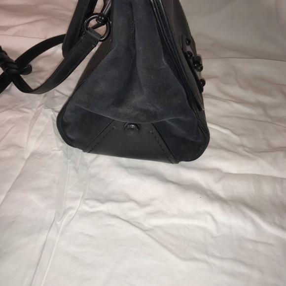 Coach leather purse - Picture 4 of 9